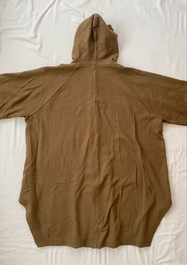 ほぼ未使用　TISSU｜圧縮 ウール ニット ポンチョ コート　ワイド　ベージュ