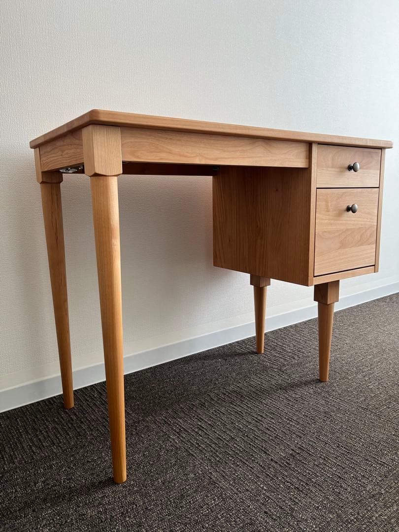 美品 COMO 90 デスク モモナチュラル 無垢 アルダー材