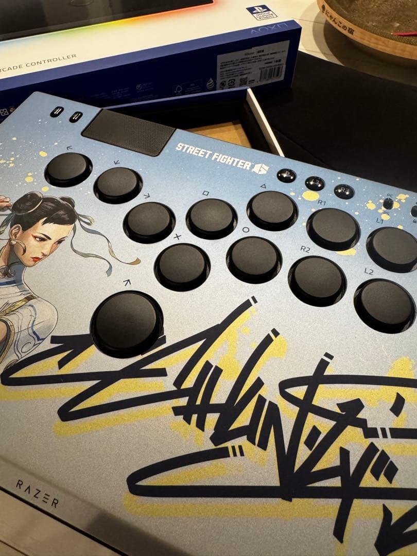 Razer kitsune レバーレスコントローラー 春麗