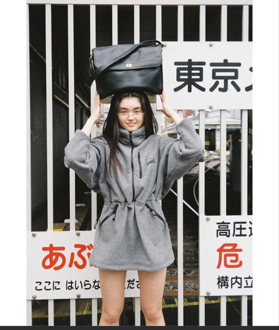 ワンピース HOLIDAY CLASSIC FLEECE ANORAK DRESS