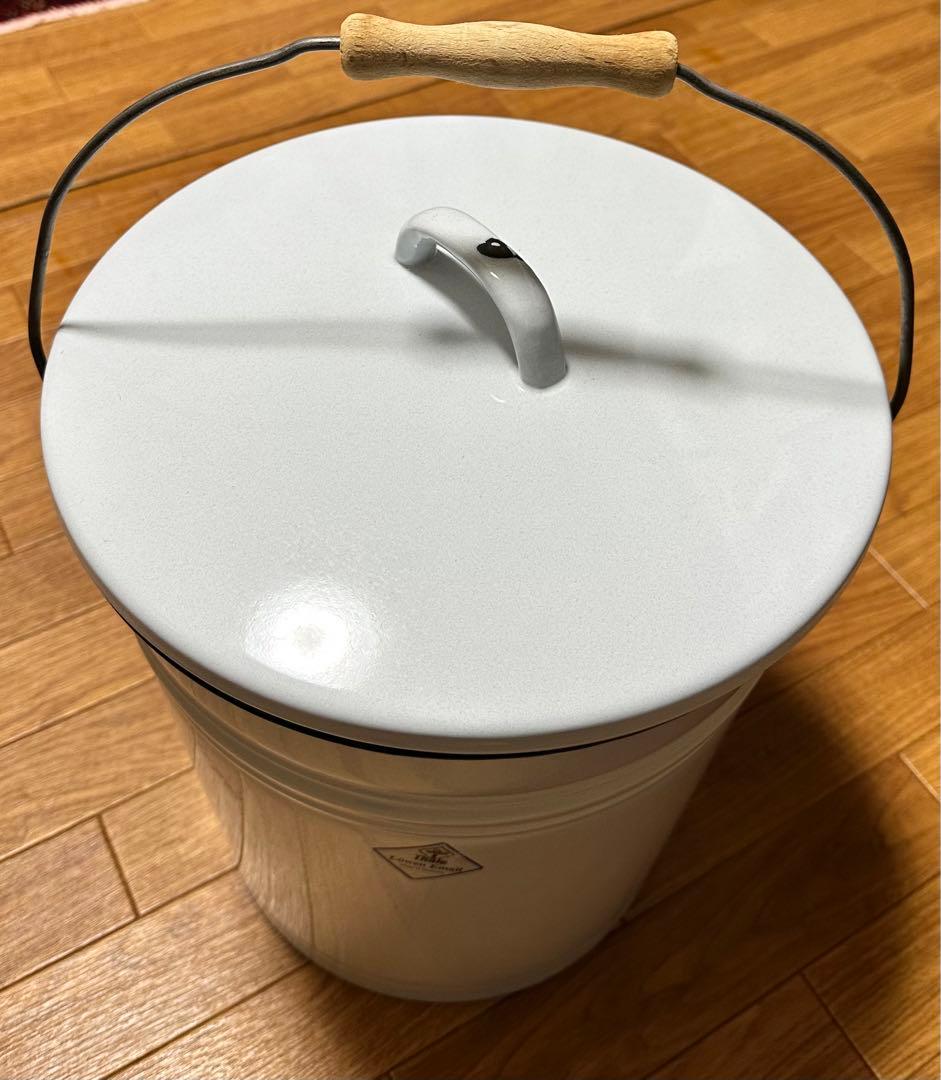 ドイツ製　ホーローバケツ②