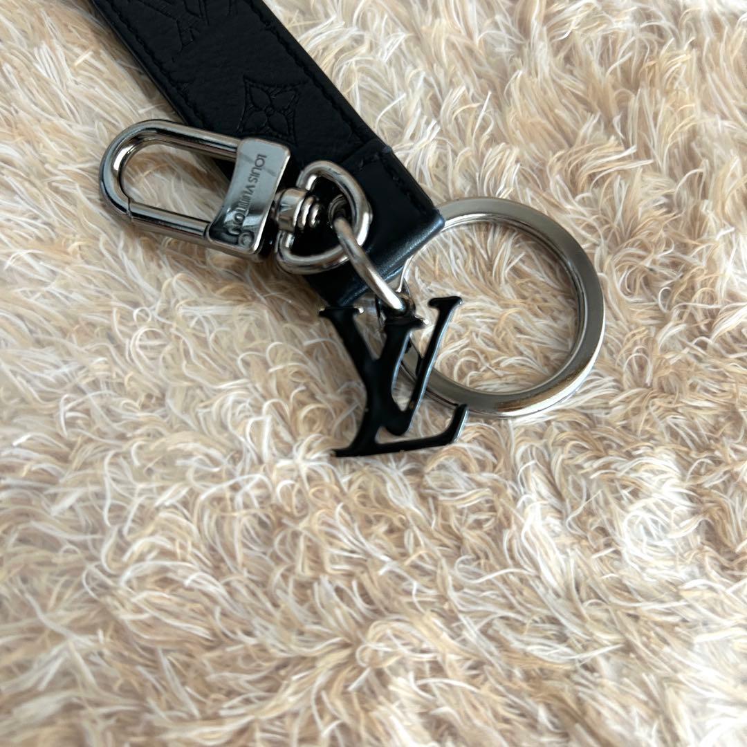 美品✨ ルイヴィトン モノグラム シャドウ ポルトクレ ドラゴンヌ キーリング