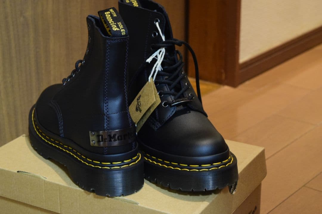 ニ*ル様 UK7 Dr.Martens ドクターマーチン 1460 BEX 8ホ