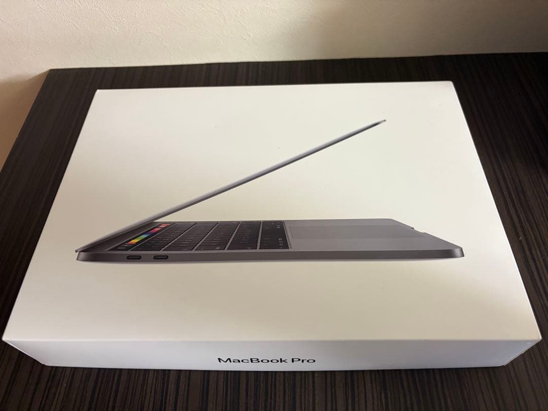 美品 MacBook Pro 2019 13インチ