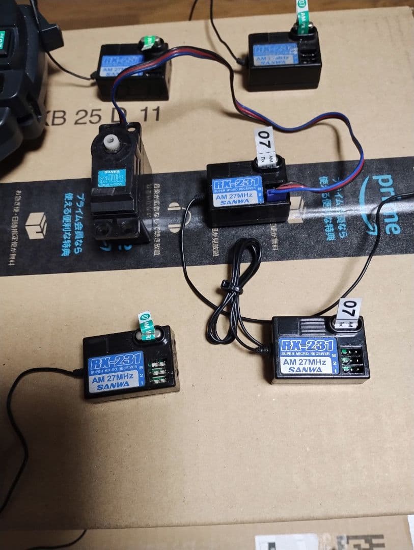 SANWA MX-A ラジコンプロポセット、専用受診機５機と成ります。