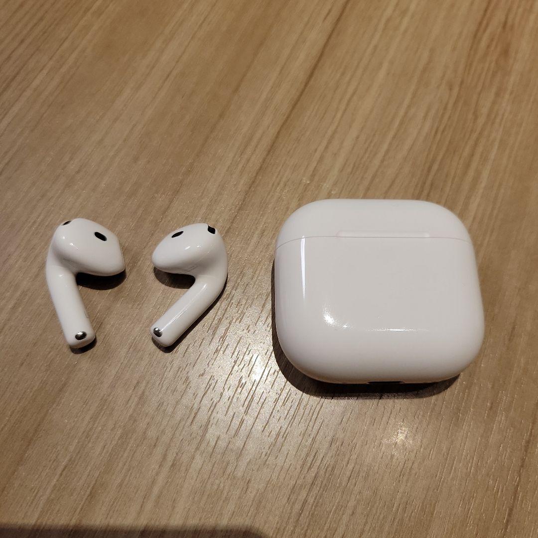 Apple AirPods ４