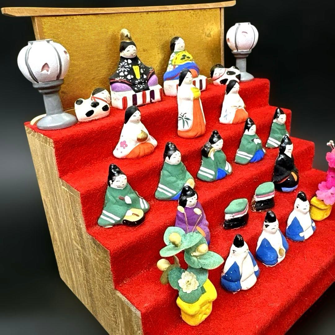 雛人形　小桜雛　小さな段飾り