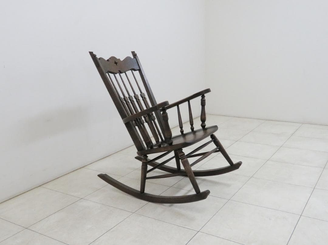 神戸洋風家具 永田良介商店 スカシ型ロッキングチェア ナラ材 検キツツキダニエル