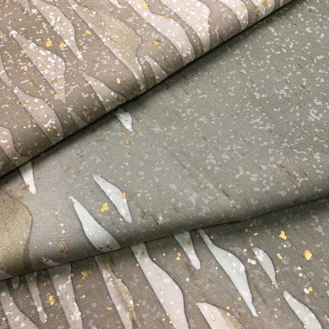 ☆ 牛首紬 付下げ 石川県指定無形文化財 叩き染 薄利休鼠色 K-5414