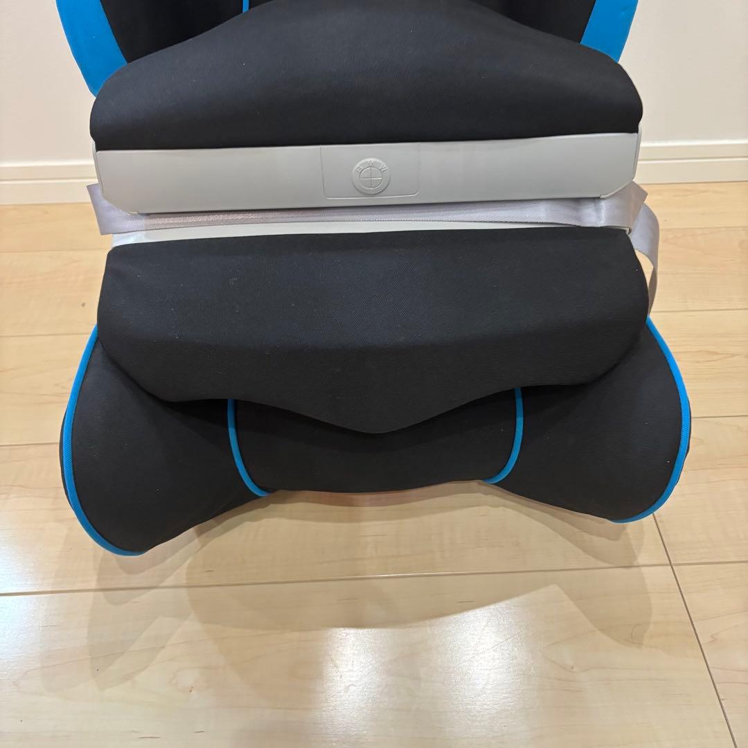 BMW チャイルドシート　ジュニアシート　インパクトシールド付き