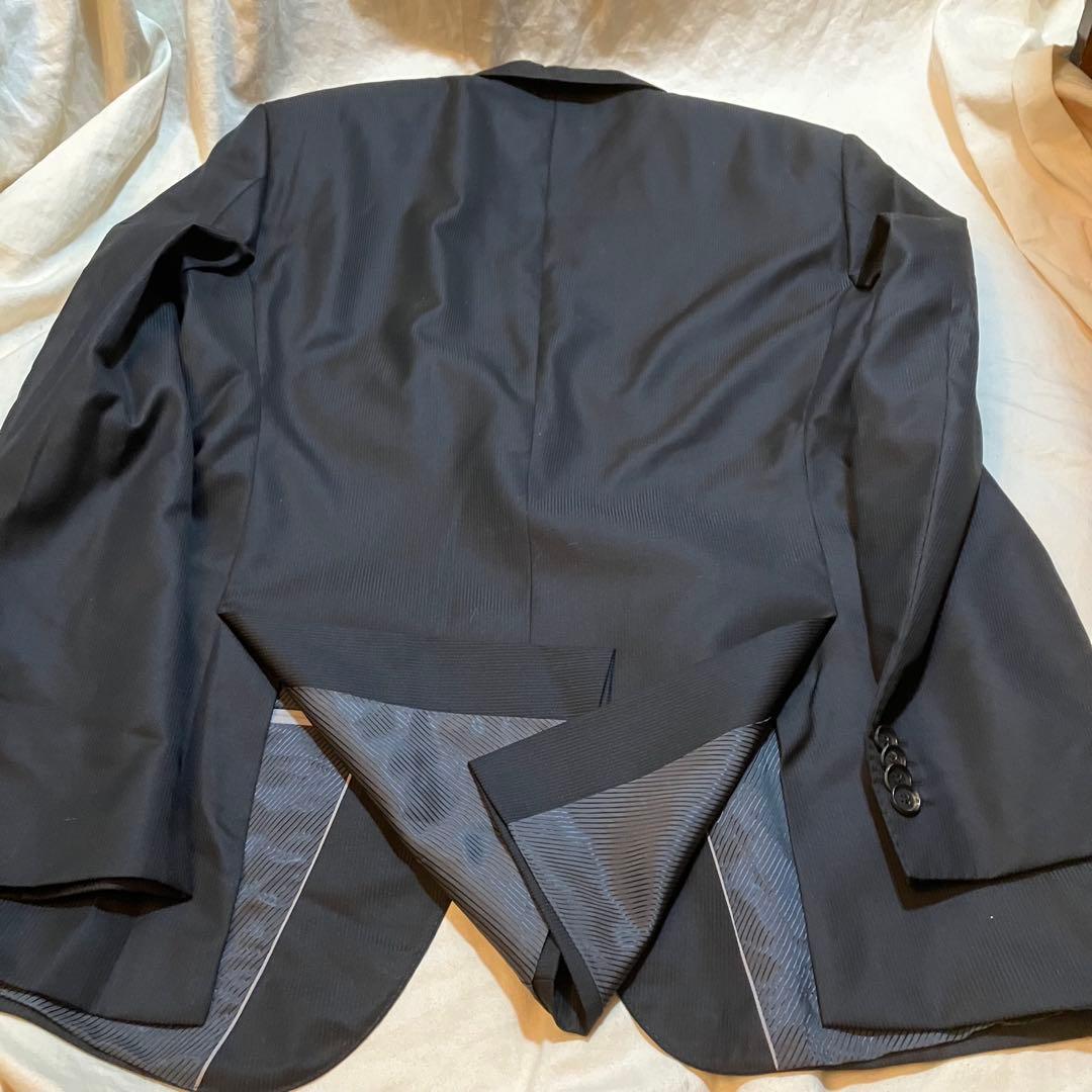 HUGO BOSS ボス黒縞柄ビジネススーツ48サイズ2B(送料込み)タグ付き