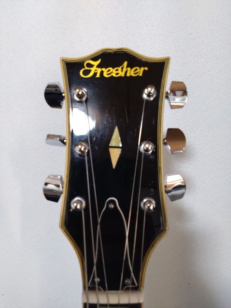 へ*ぺ様 Fresher フレッシャー レスポールカスタム ハードケース付