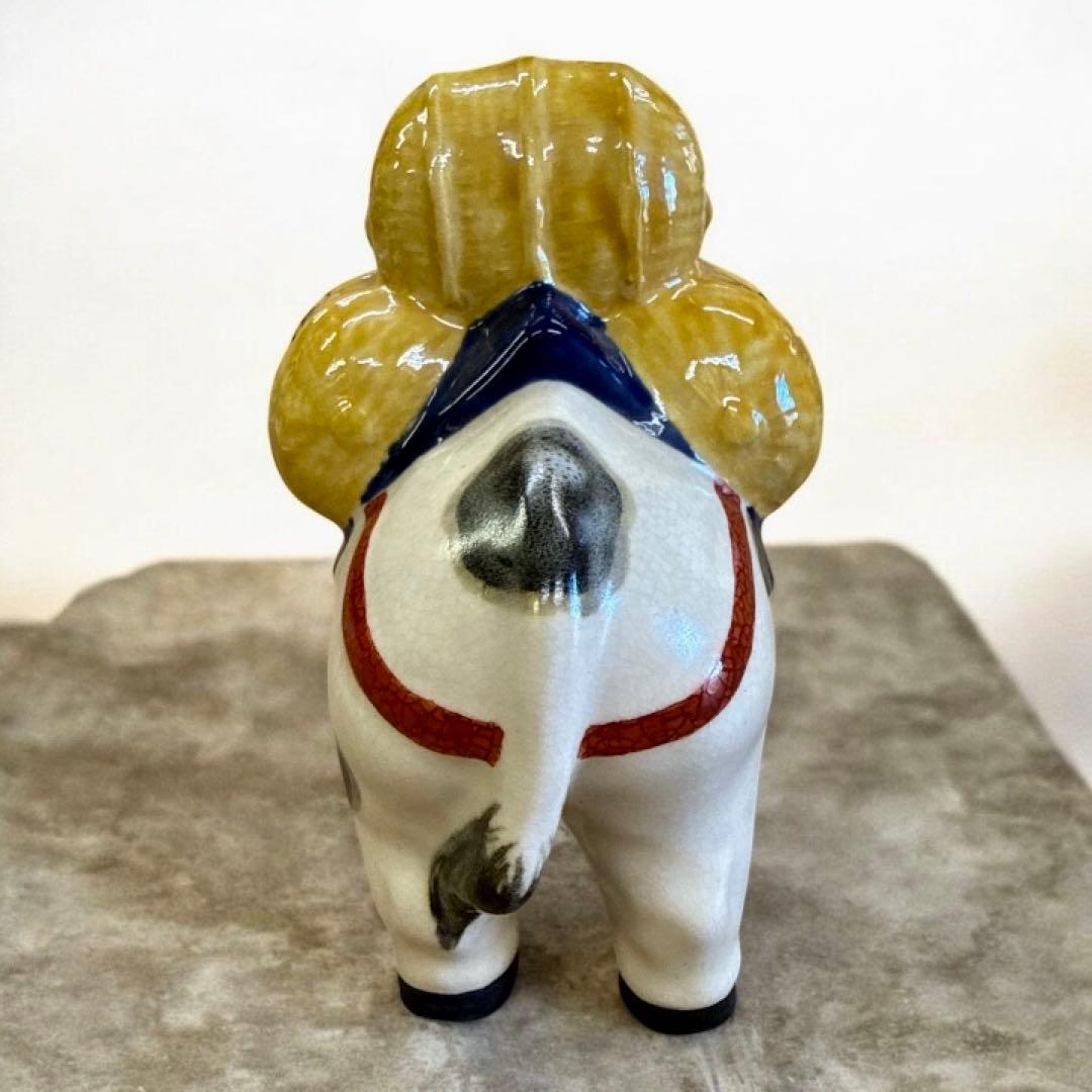 【宮永東山】陶器 牛の置物 背中に藁の束