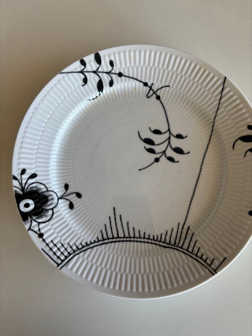   手描き花柄皿 MRX