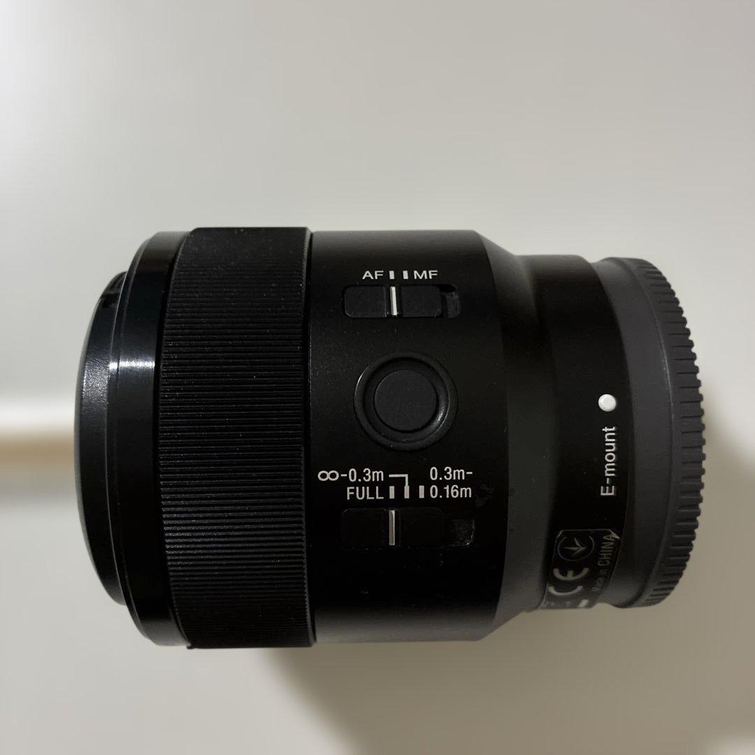 Sony FE 2.8/50 MACRO レンズ