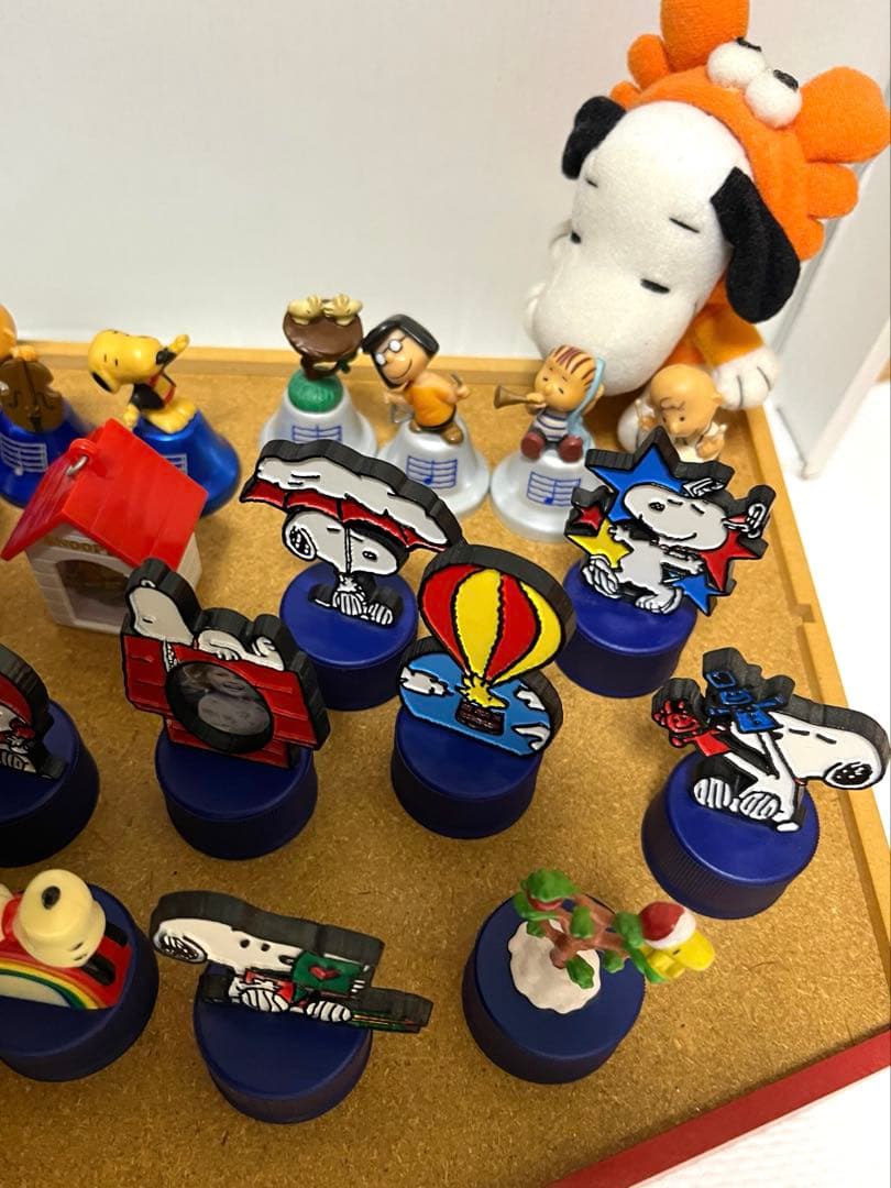 スヌーピーコレクションハウス＆ボトルキャップ＆ベル他