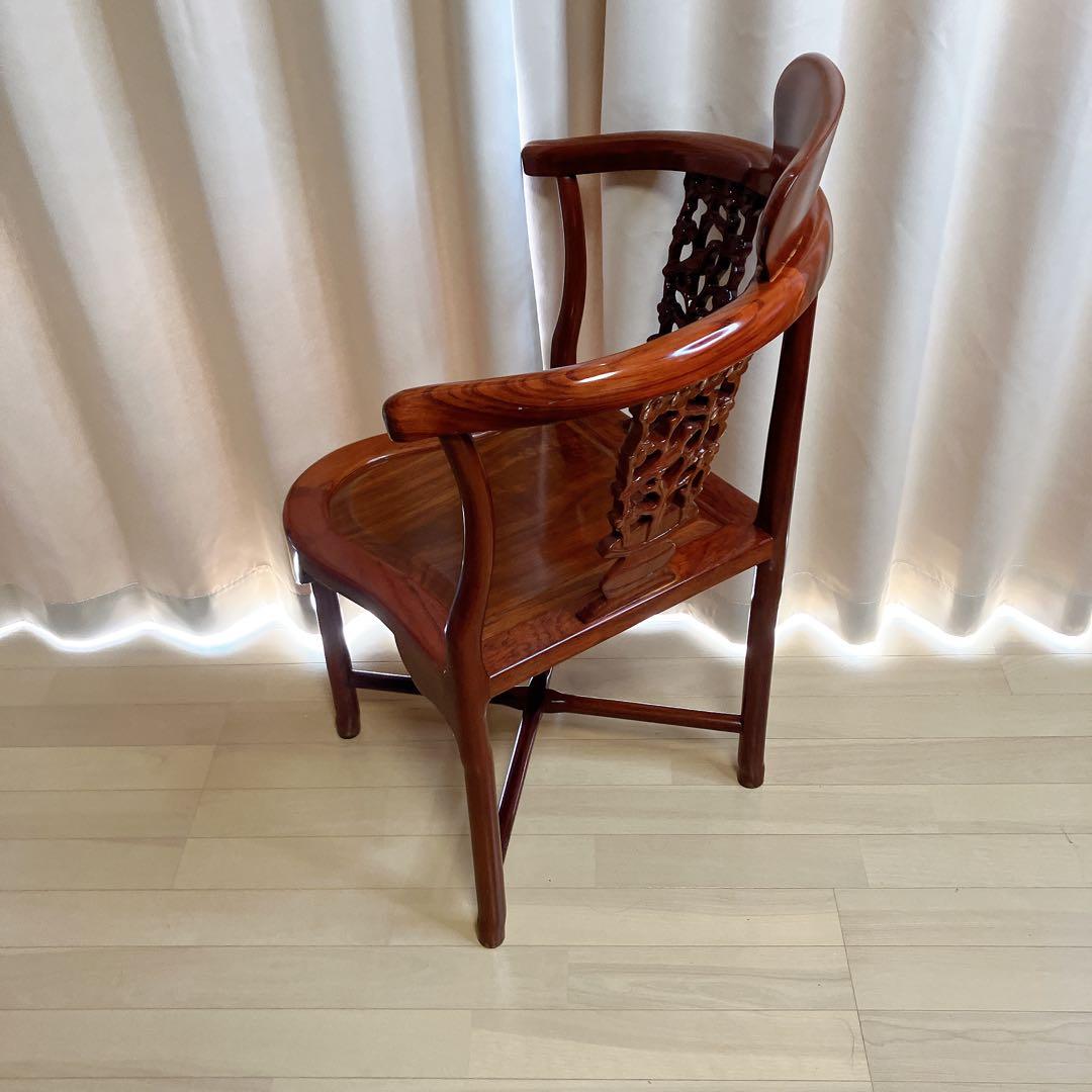 【ビンテージ】唐木調 透かし彫り アームチェア 無垢材 中国家具