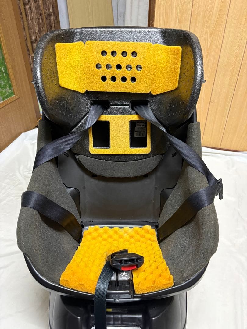 コンビ クルムーヴスマート ISOFIX エッグショック JG チャイルドシート