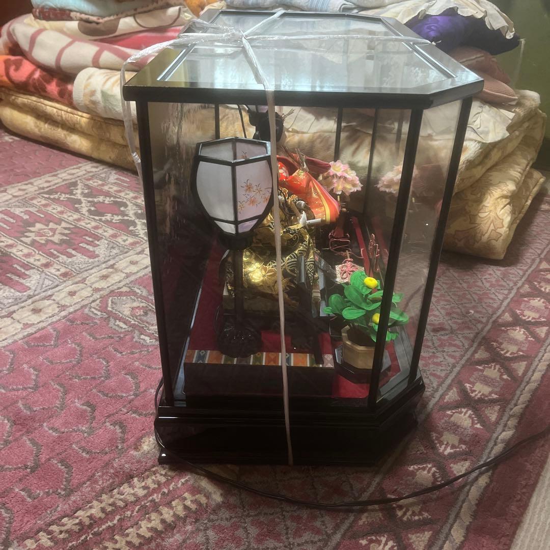 ひな人形 ガラスケース付き ランプ付き　ひな祭りのオルゴール付き