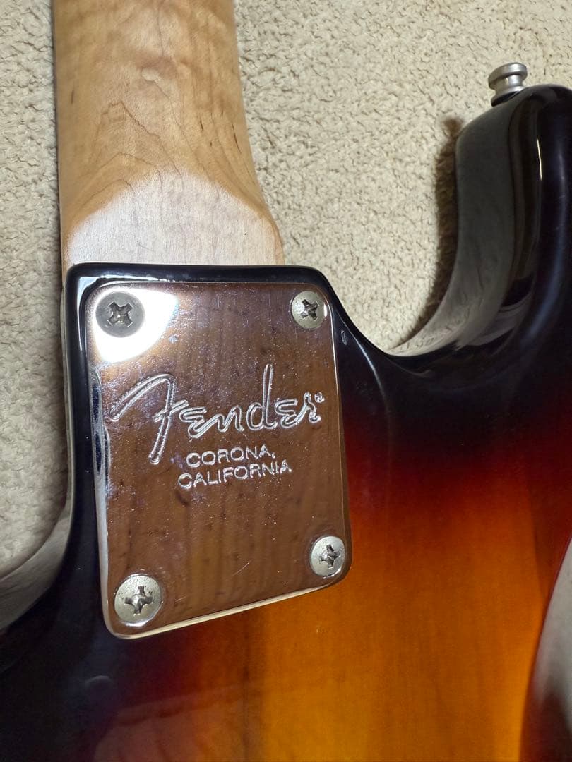 fender 風　Stratocaster サンバースト　ストラトキャスター