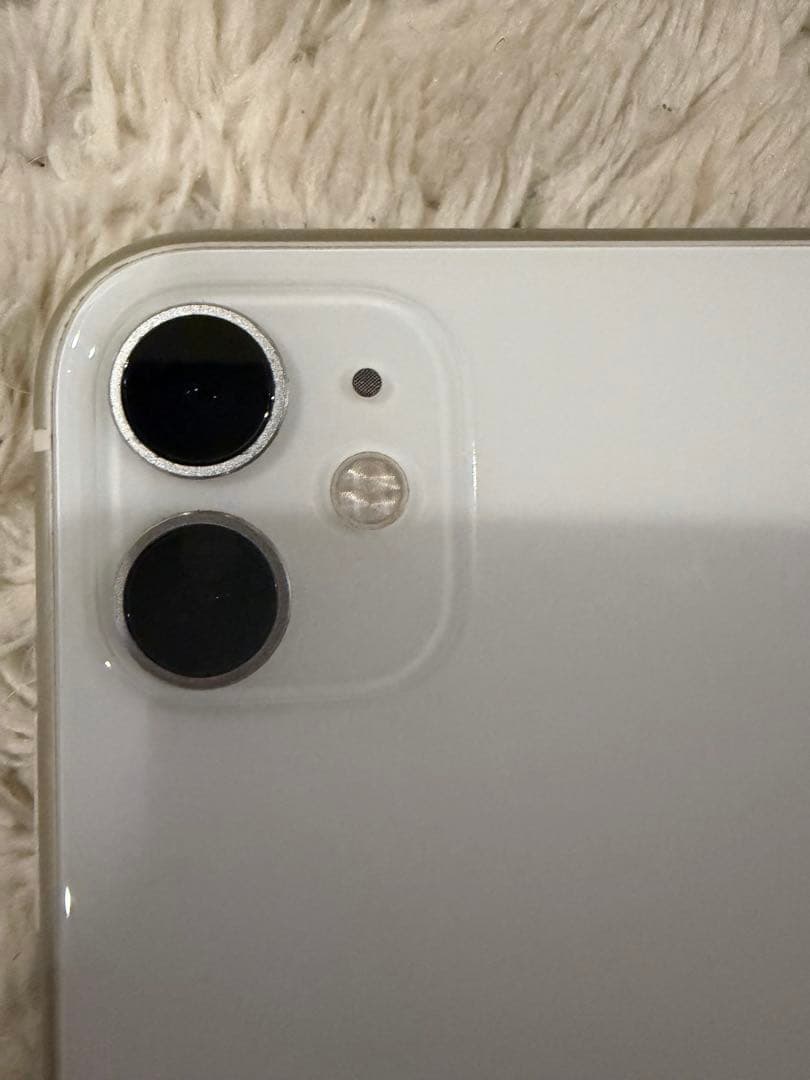 iPhone11 本体 128G 最大容量75% ホワイト