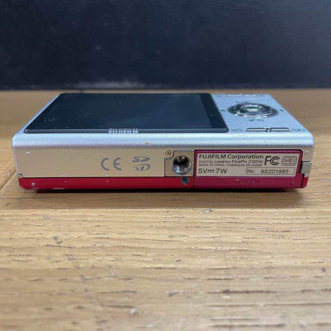 動作品 FUJIFILM Finepix Z100fd コンパクトデジタルカメラ