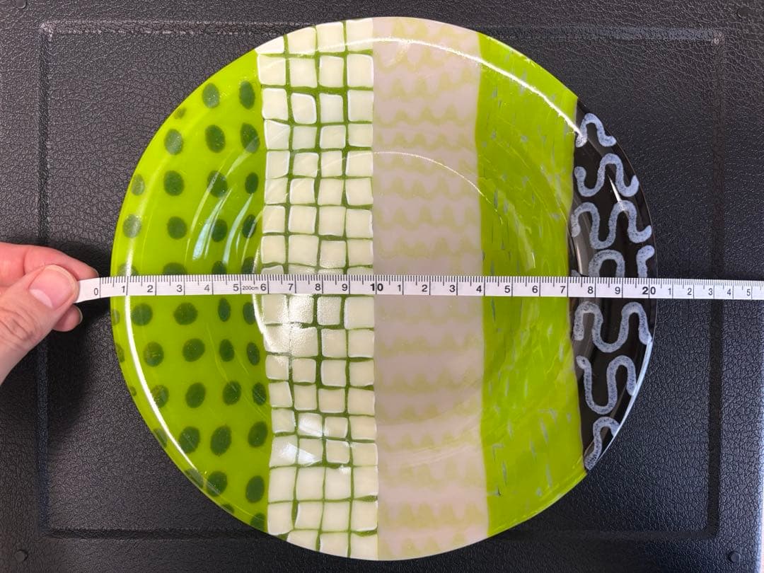 田子美紀　ガラス　皿