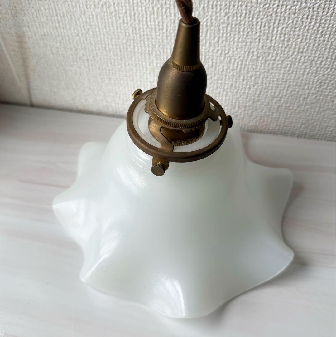 ウェーブシェード　ペンダントライト　アンティーク調