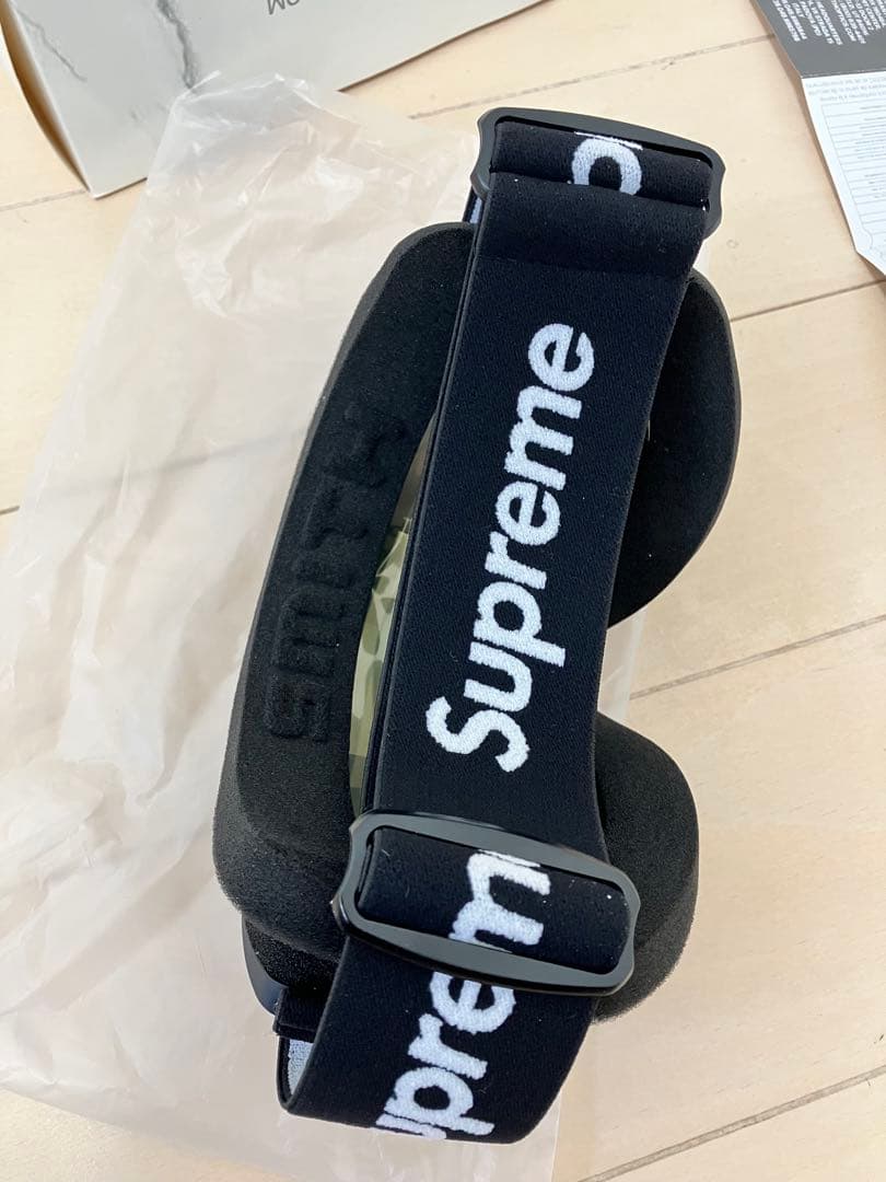 新品未使用品！SMITH Supreme スミス　シュプリーム　ゴーグル