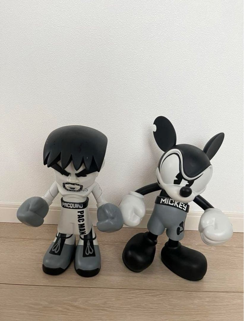 マッドミッキー・マウス & マニー・パッキャオ コラボ フィギュアセット限定品