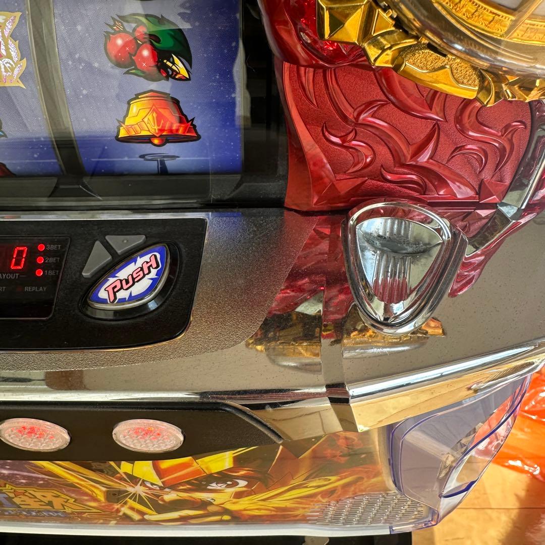 三洋物産 スロットパチスロ 聖闘士星矢 海皇覚醒 メダル不要機搭載