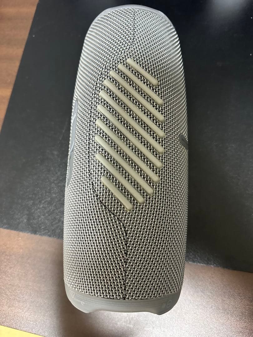 JBL charge5ワイヤレススピーカー グレー