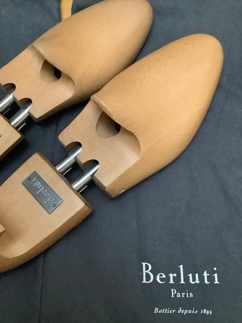 ベルルッティ　シューズキーパー　箱無　本体のみ(サイズ8)