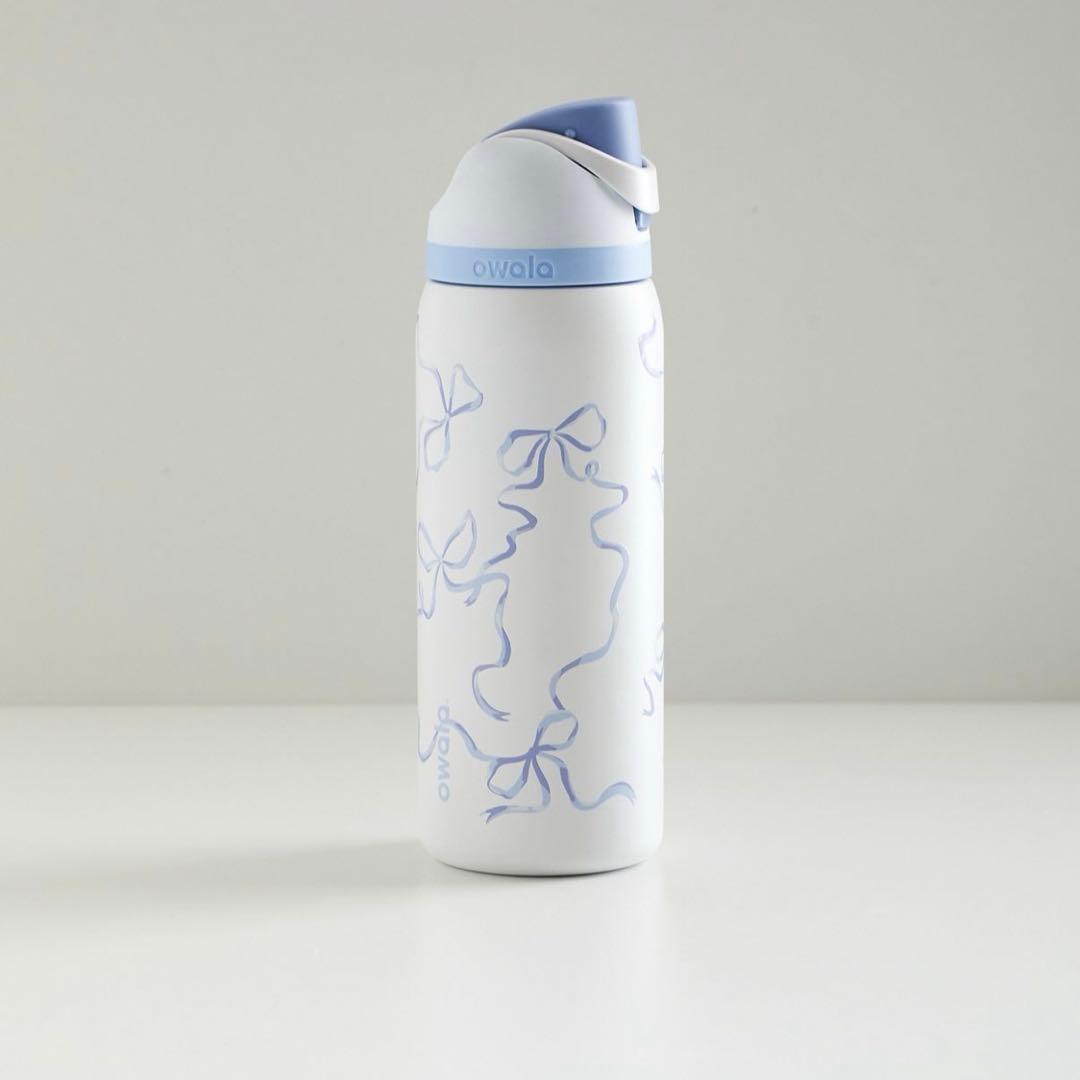 激レア‼️ 値下げ中‼️owala 水筒 リボン 水色