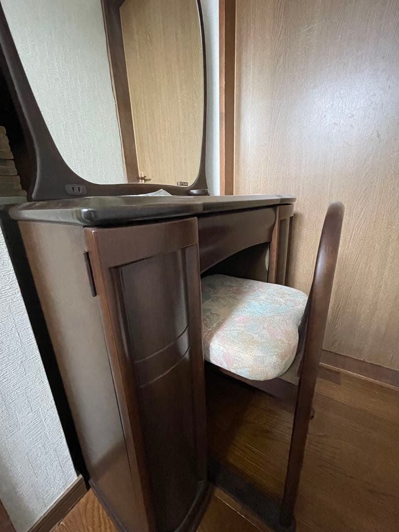 美品　レトロ【大塚家具】木製ドレッサー