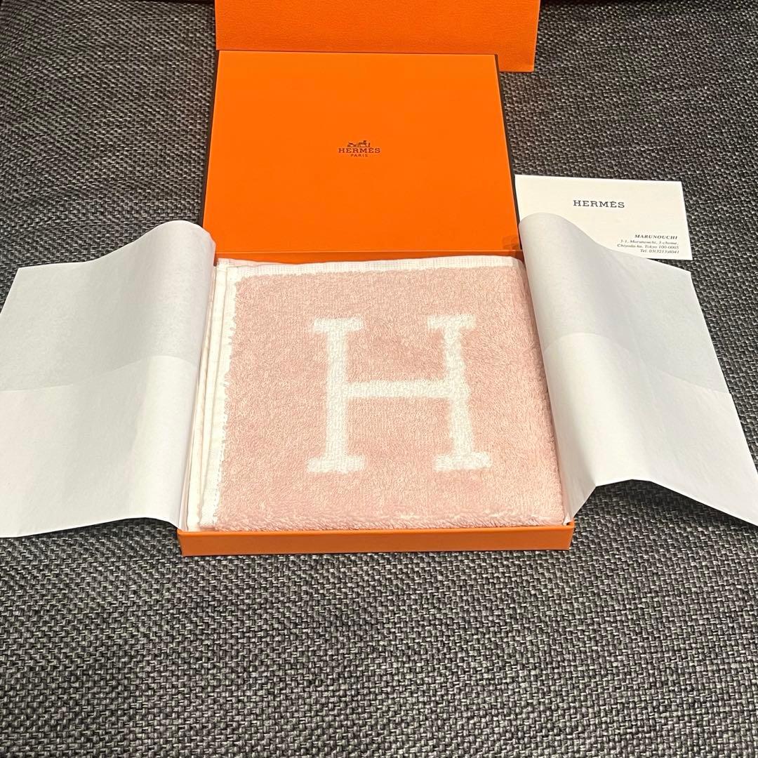 【新品未使用】エルメス　カレタオル 《アヴァロン》