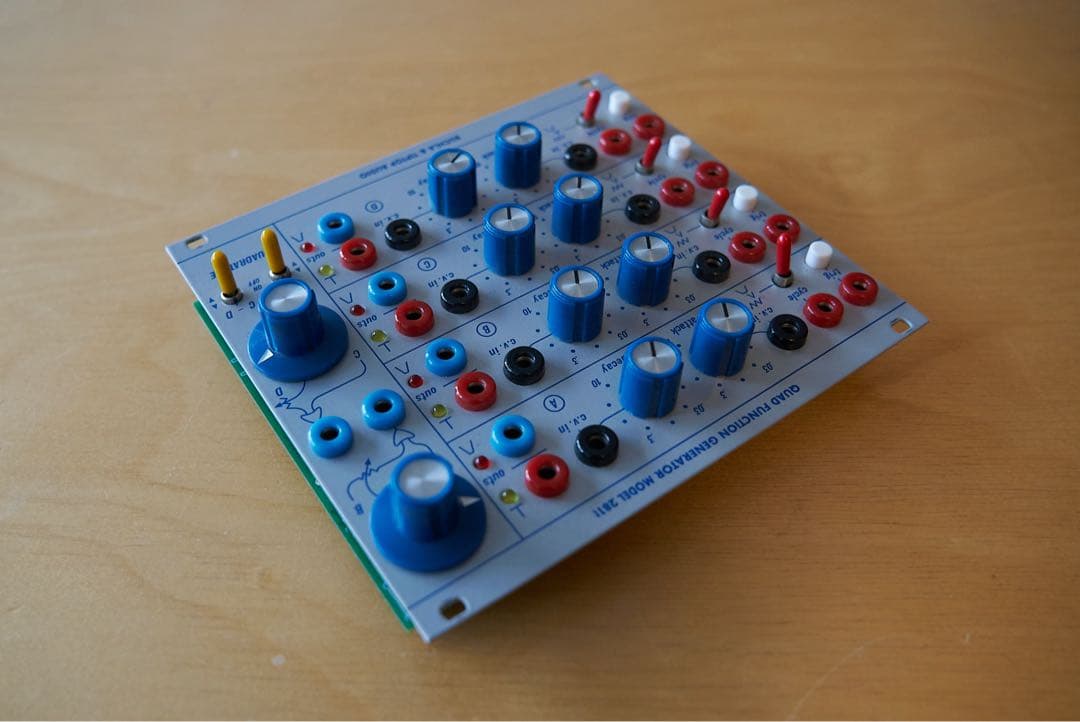 鍵盤楽器 Buchla 281 Quad Function Generator