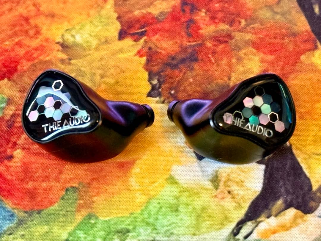 THIEAUDIO Monarch MKIV Kaleidoglow【中古美品】