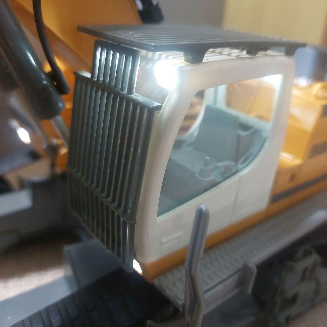 siku CONTROL1:32 ラジコンショベルカーLIEBHERR R980