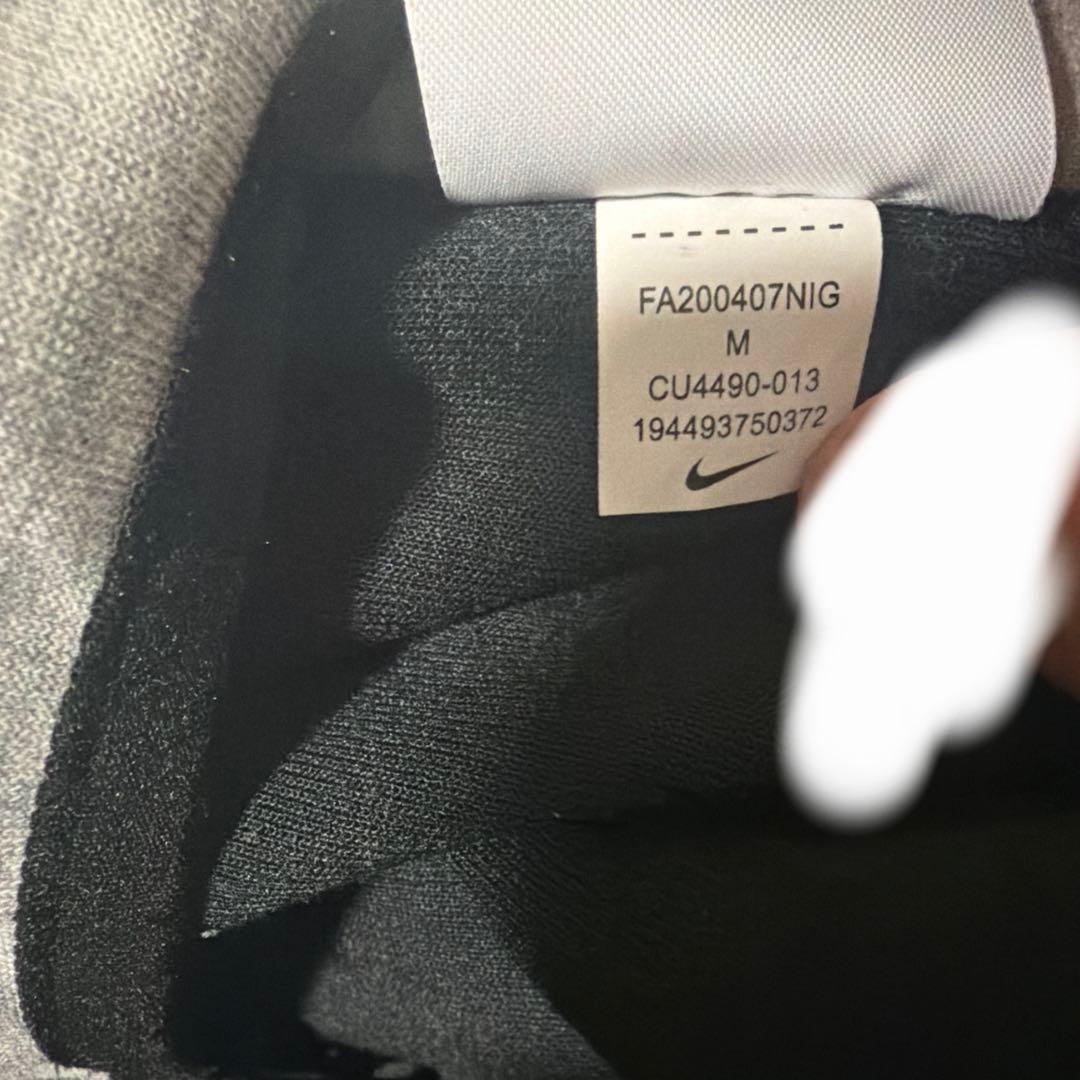 NIKE テックフリース 海外