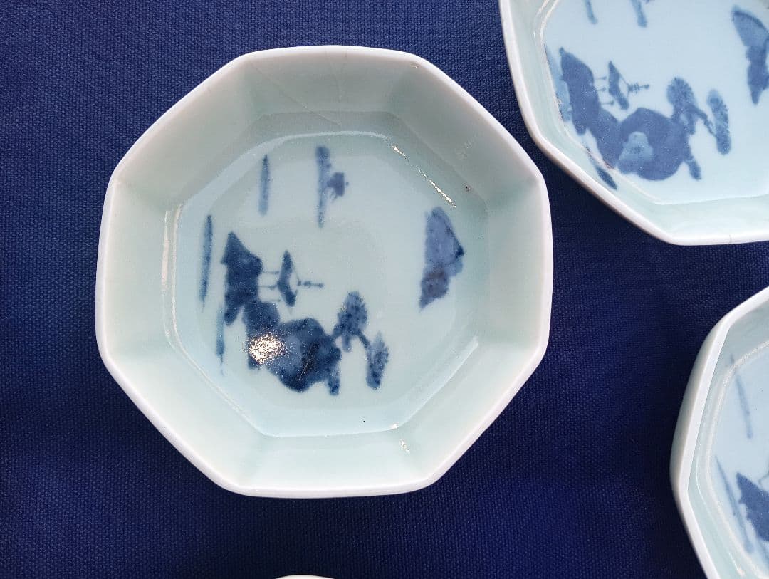 青い絵柄の八角形陶器皿5枚セット　古伊万里　小皿