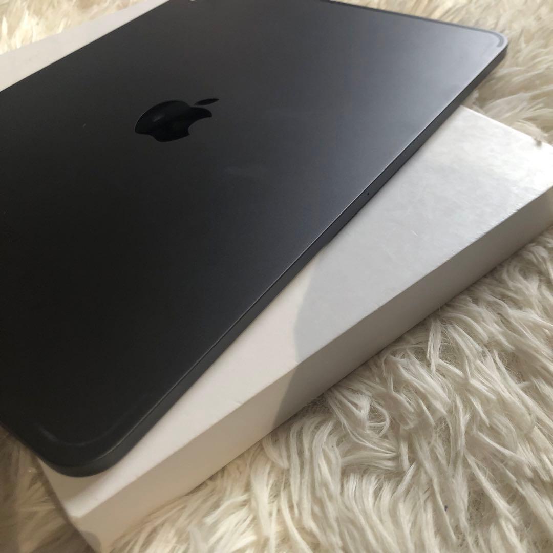 【ラスト1台】iPad Pro 11 256GB 【すぐ発送】