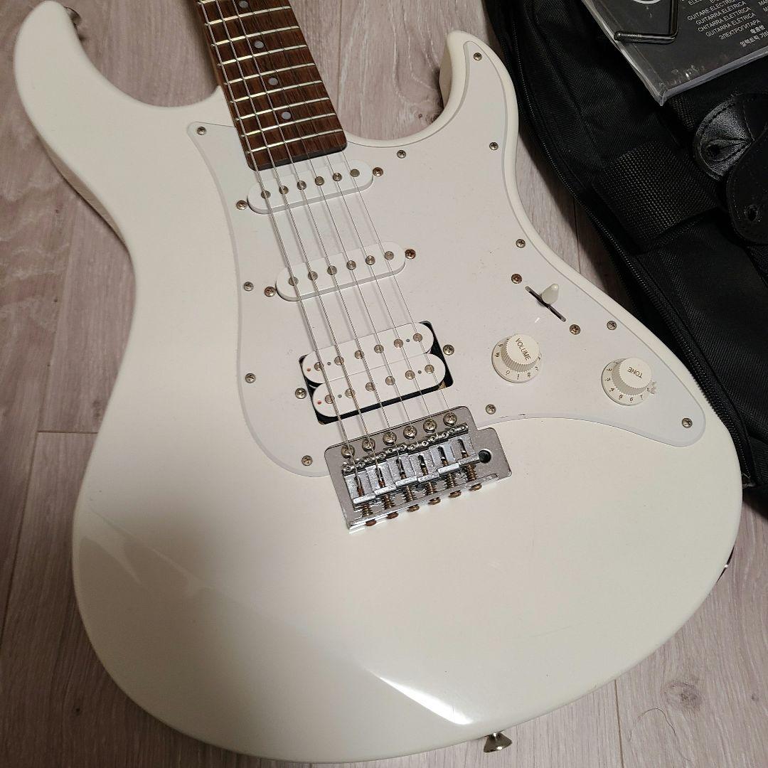 ヤマハ　パシフィカ エレキギター　美品！