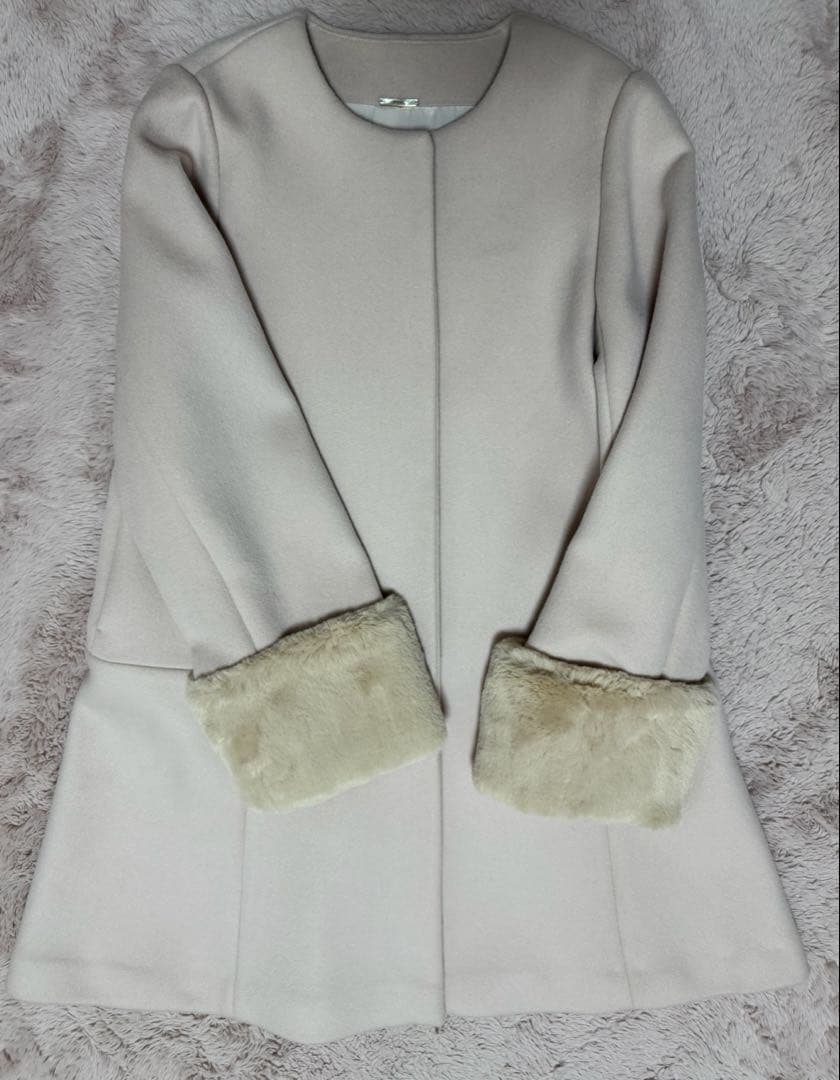 さえこさんコート snidel スナイデル　ビジューブローチaラインコート