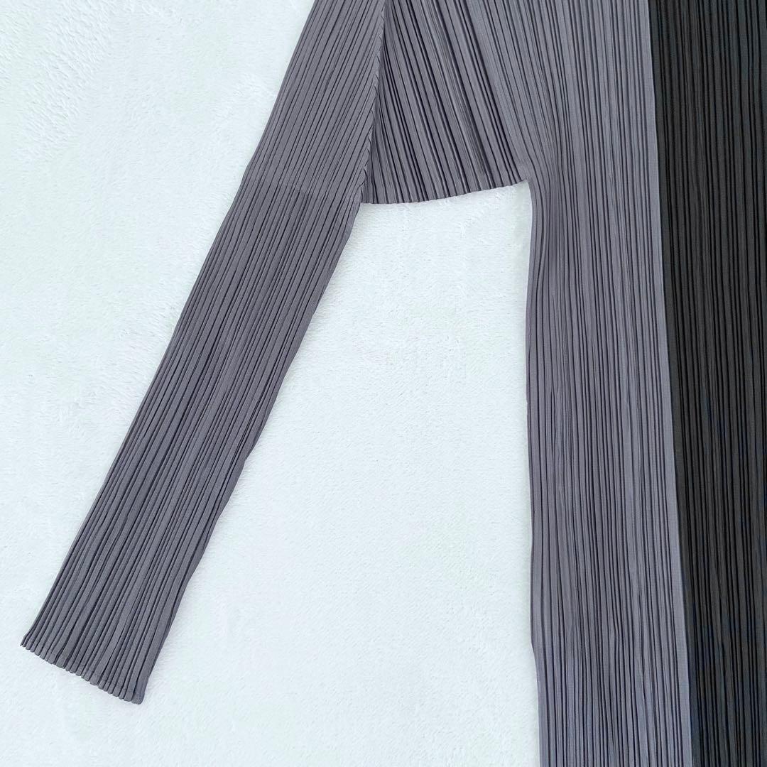 ISSEY MIYAKE PLEATS PLEASE ハイネック　バイカラー長袖
