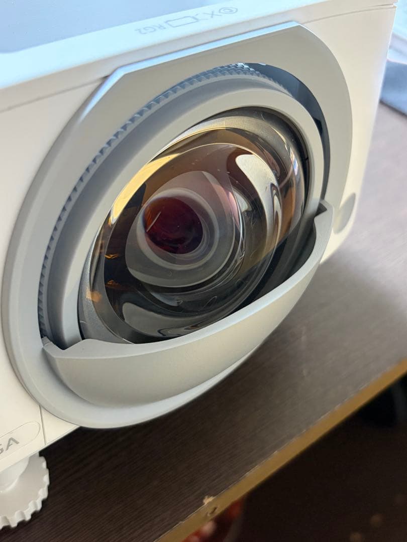 【BenQ】DLP WXGA 短焦点プロジェクター【MW826ST】