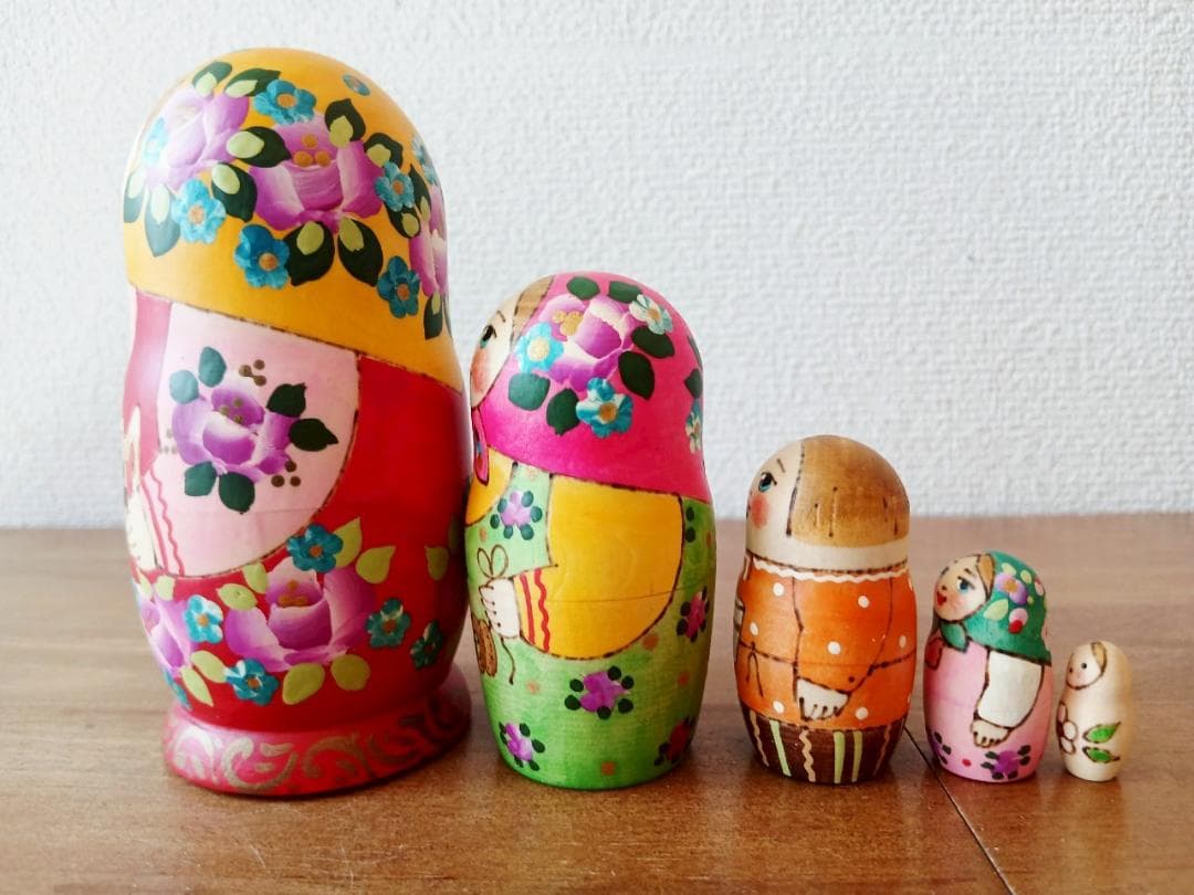 【LYH044】北欧ロシア雑貨 リューバ作のマトリョーシカ　サモワール