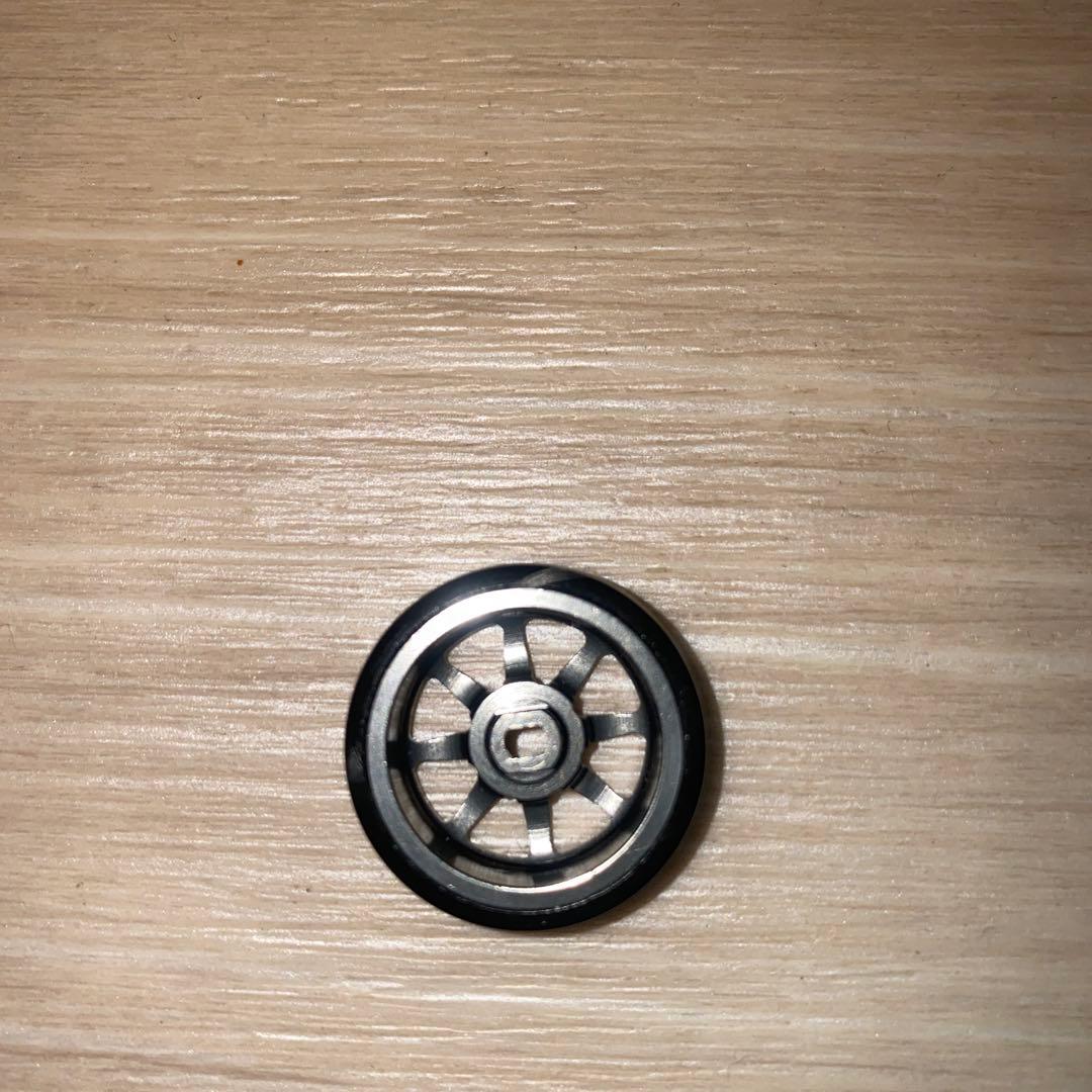 t*9様 超希少 廃盤？レア ミニッツAWD用アルミホイール新品ドリフトタイヤ付