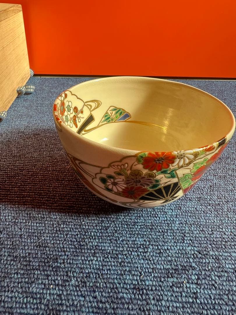 1086 東福窯　中村能久　色絵流水扇面四季草花図　三点揃　未使用