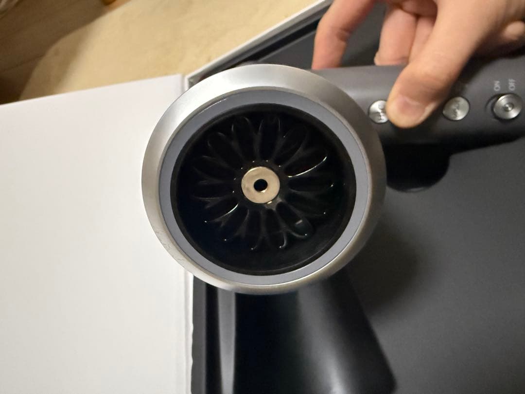 【ベイキチ】YA-MAN（ヤーマン） ドライヤー 本体＋アタッチメント付き